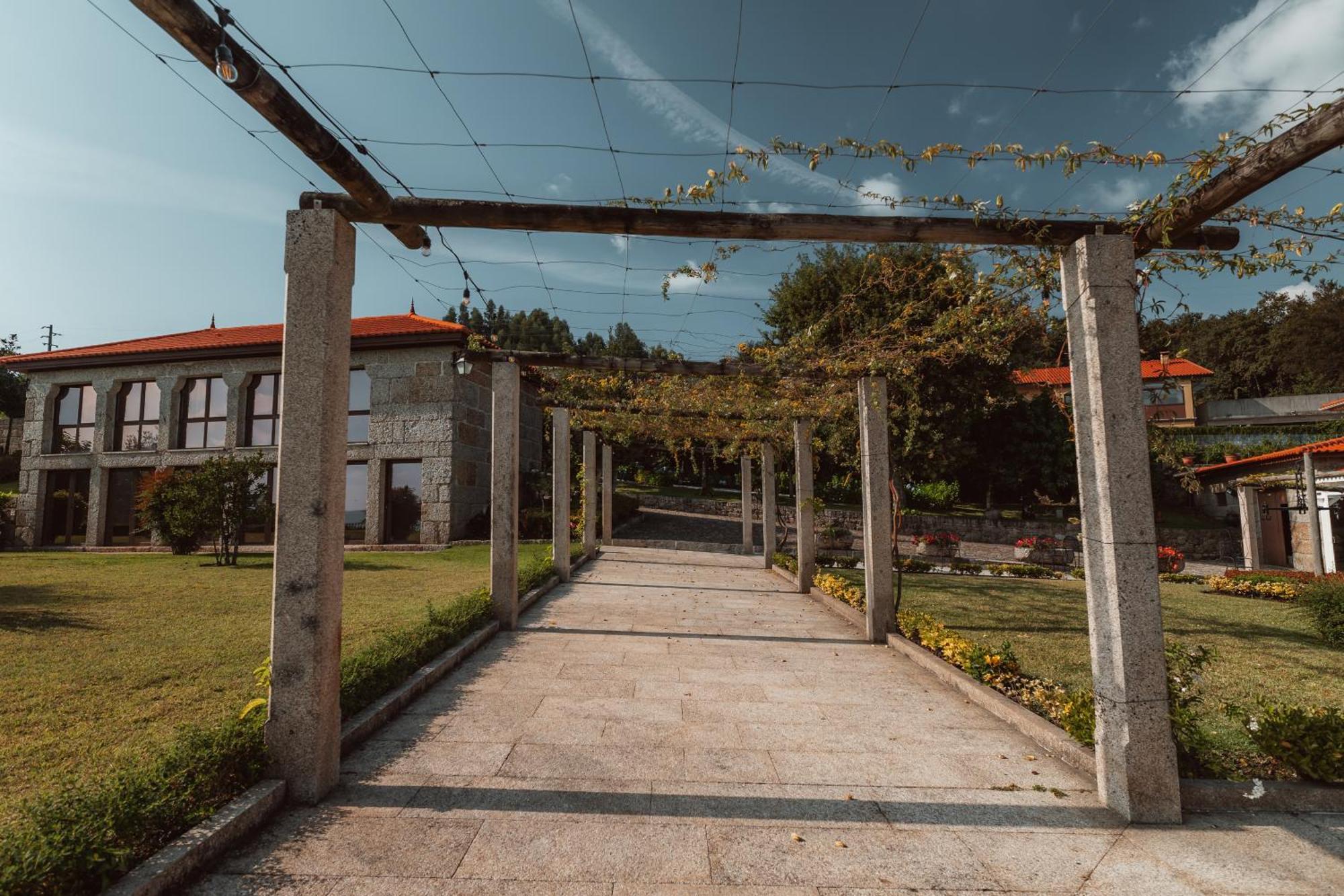 Quinta Da Eira Do Sol Villa Guimaraes Luaran gambar