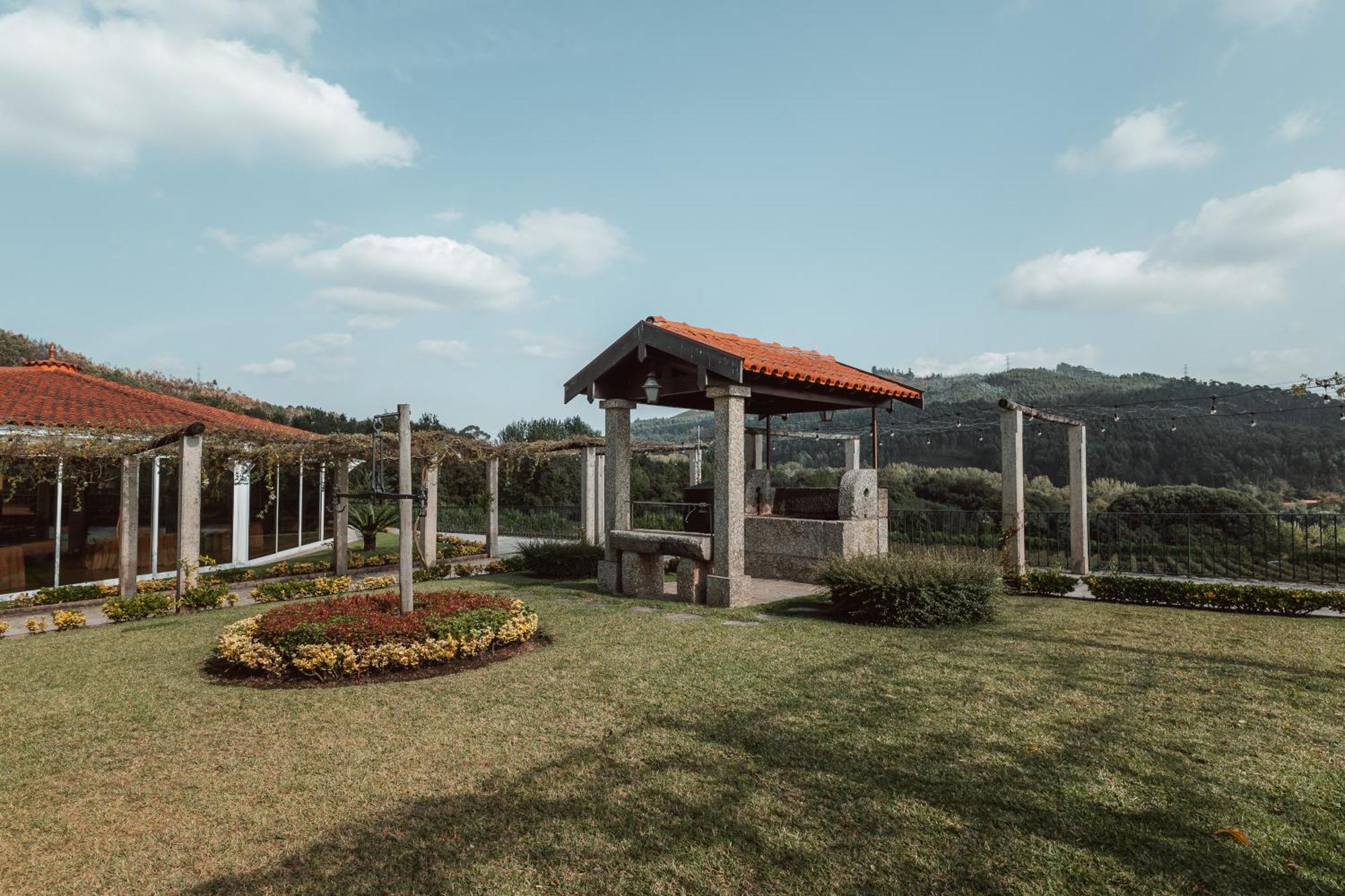 Quinta Da Eira Do Sol Villa Guimaraes Luaran gambar