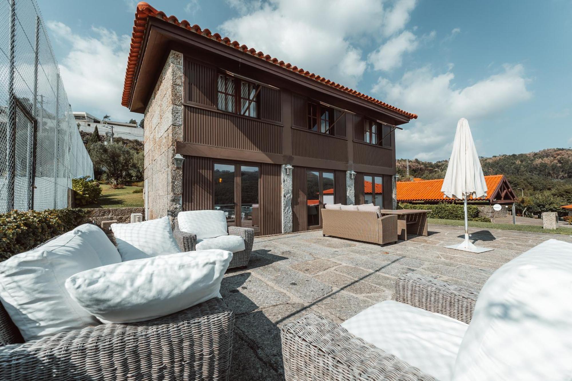 Quinta Da Eira Do Sol Villa Guimaraes Luaran gambar
